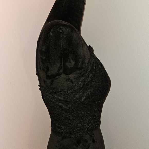 SO Pretty Little Layers Black Bralette - Large - Picture 2 of 6